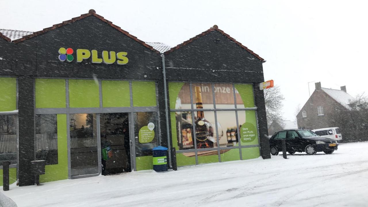 Slapen Bij De Zeeuwse Lala Bed & Breakfast IJzendijke Bagian luar foto